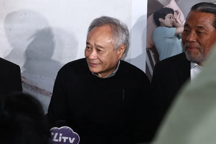 李安導演例行到每一場慶功宴鼓勵台灣電影人。特勤中心攝