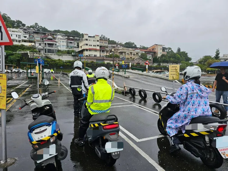 汐止分局教育訓練，強化新進員警騎車安全。翻攝畫面
