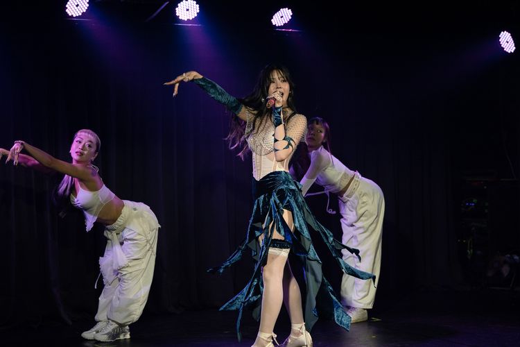 ERIKA唱跳《Wifey》辣翻了 創作陷低潮靠一句話當浮木