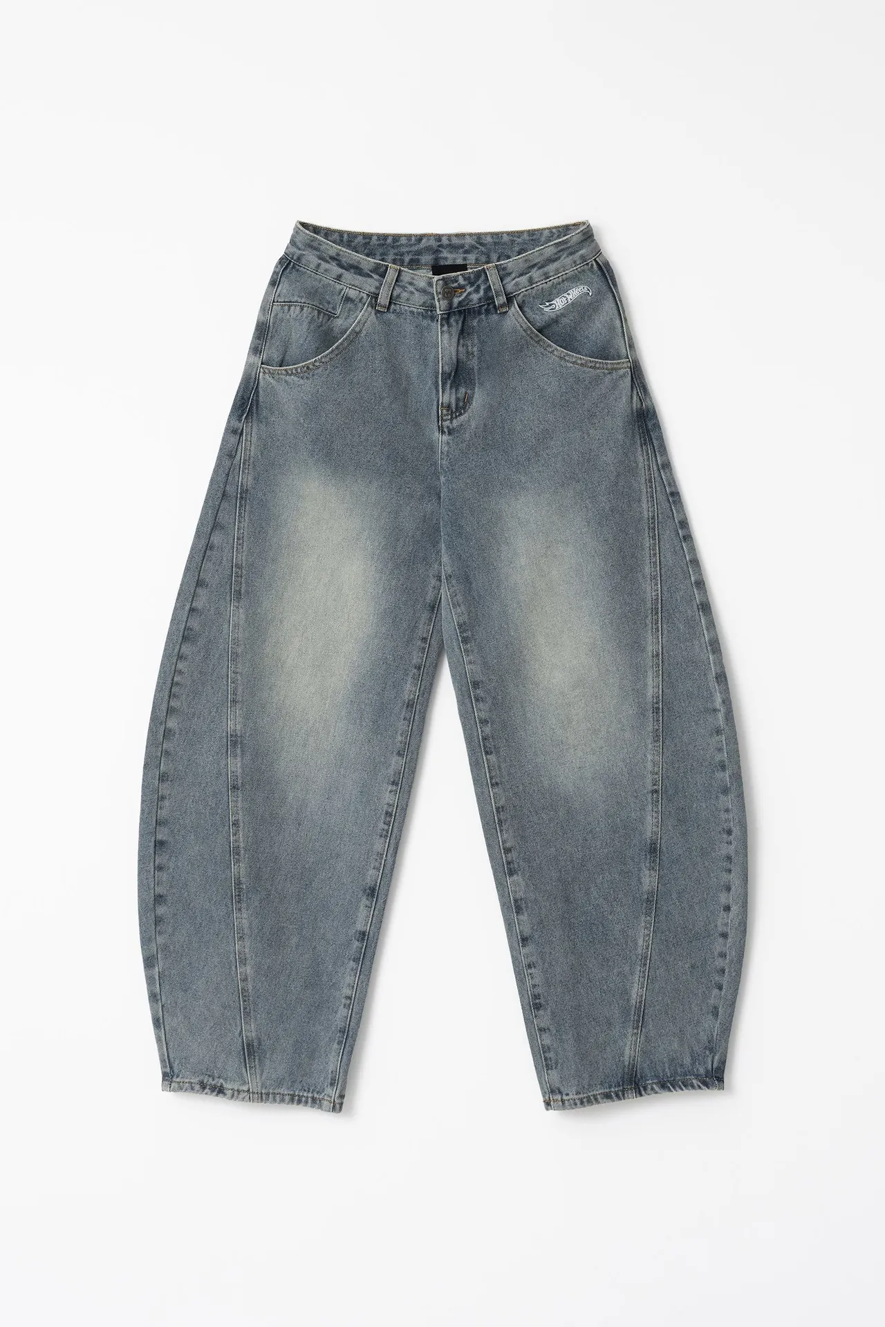 SQUAREBEAR x Hot Wheels 1968 Denim，1880元。品牌提供