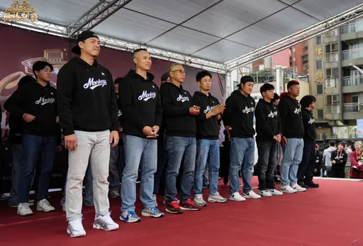 乐天桃猿高层人事大异动！新任执行长超狂背景曝光 