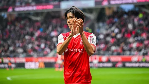 65岁女骚扰25岁日本国脚　狂传讯示爱！要求满足她性需求