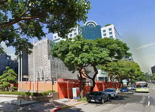 台北再見單坪破220萬豪宅　 「西華璞園」21樓2.4億成交