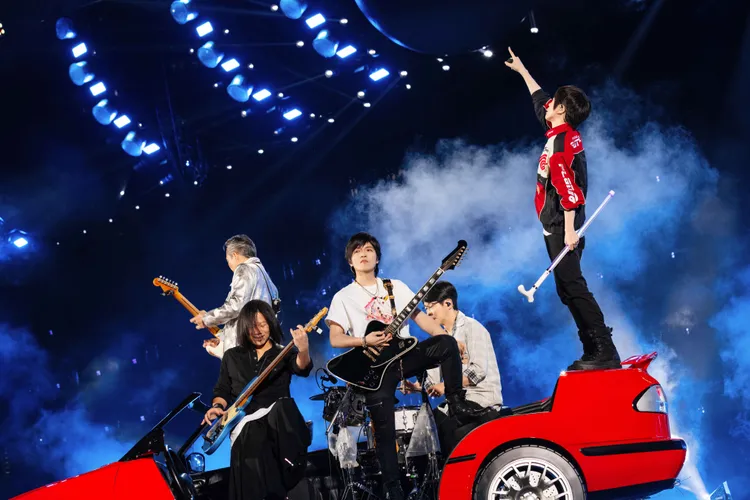 五月天重返上海開唱。相信音樂提供