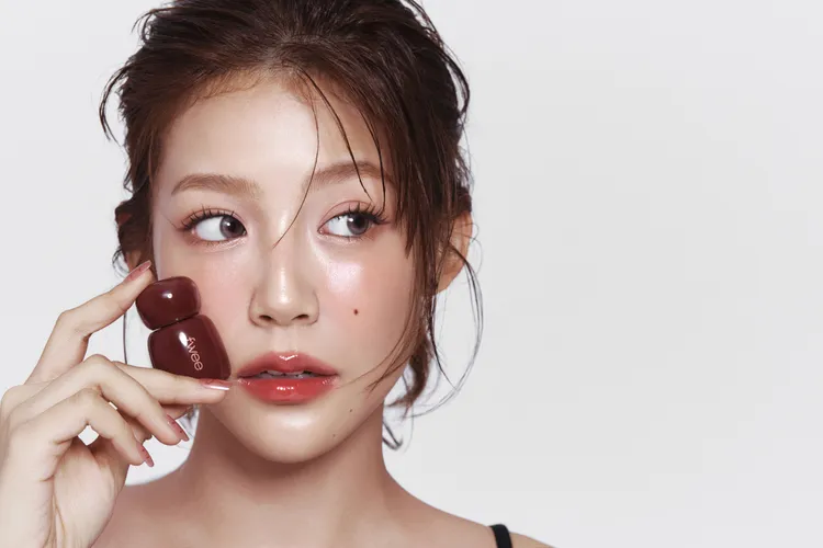 fwee玫瑰心動鎖色唇露，540元。品牌提供