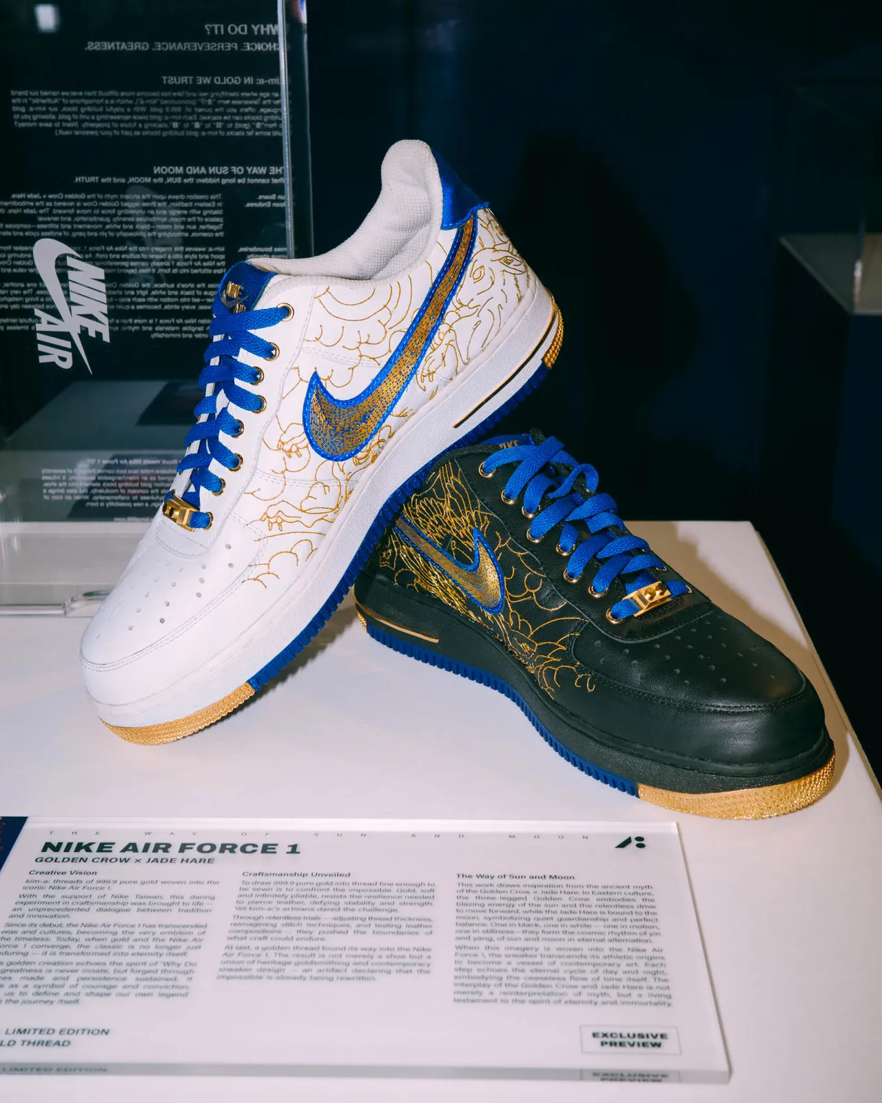 台湾潮流黄金品牌kim-a运用超过1公斤的纯金，打造出闪闪发光的「黄金鞋」。品牌提供