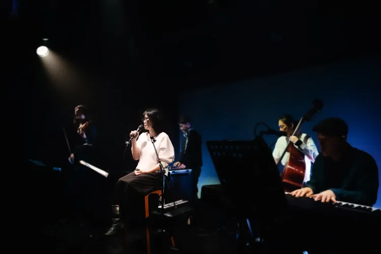 雷光夏参与2025都市女声全系列演唱会。Legacy提供