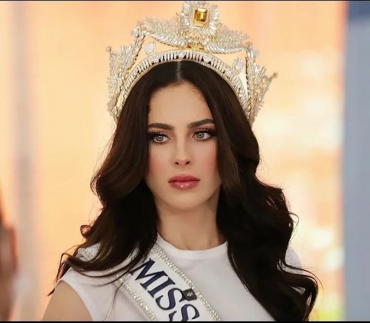 被辱罵的墨西哥佳麗波希。翻攝自X @_melinagr