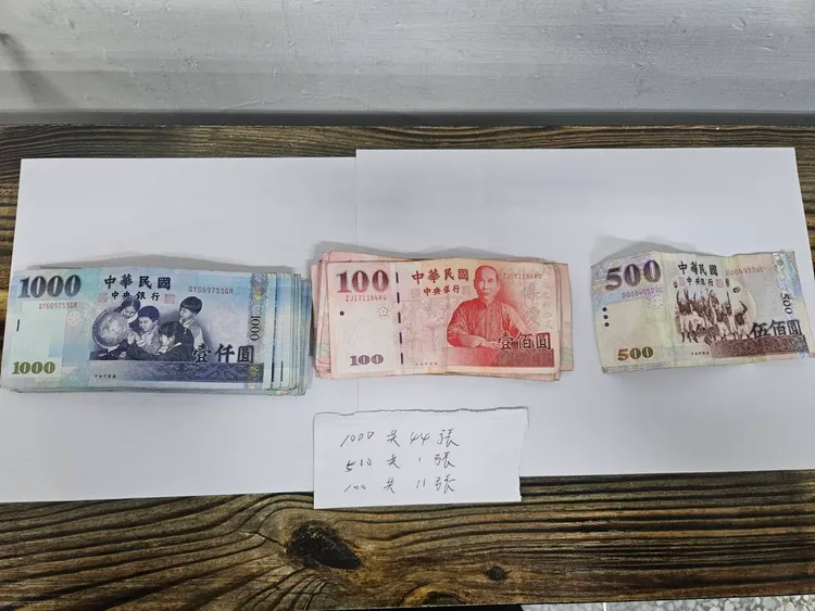 警方查扣曾男詐騙所得。警方提供