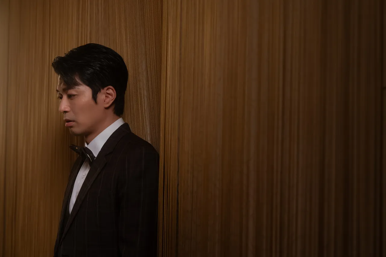 侯彦西为了让婚礼完美进行订阅黑科技APP。公视台语台提供