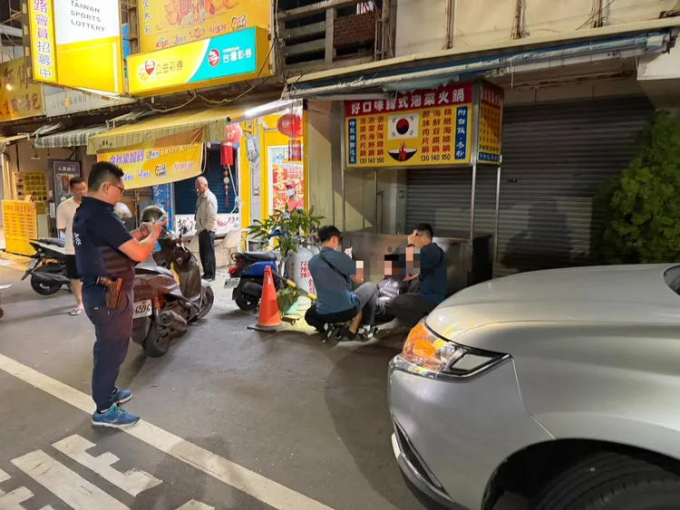 警方逮人時爆發警匪追逐，莊男等人開車進入慈濟宮，反而成甕中之鱉，遭警方逮捕。讀者提供