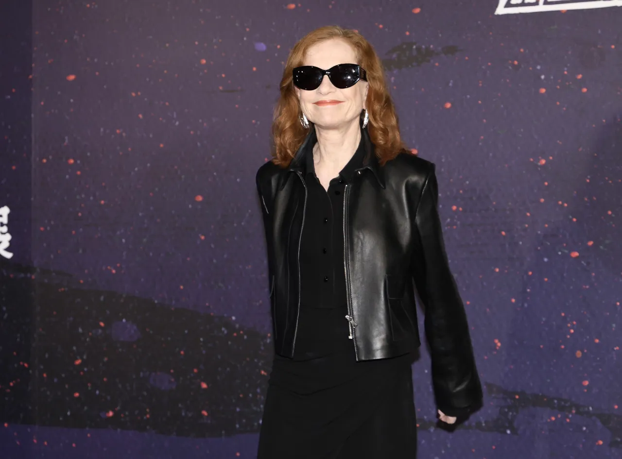 伊莎貝雨蓓喜歡《左撇子女孩》。莊宗達攝