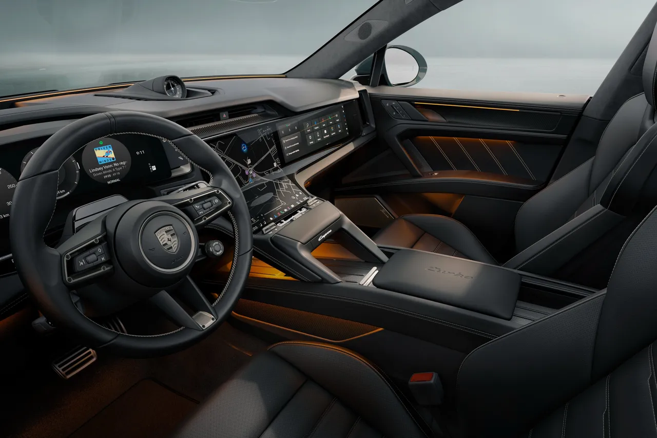 座舱导入情境主题模式，可依不同场景自动调整座椅位置、照明、音效与显示设定。原厂照片