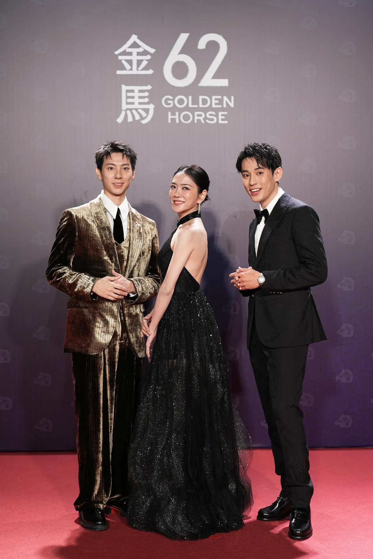 紅毯主持人彭千祐（左起）、楊千霈、徐鈞浩。攝影中心攝
