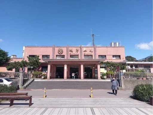 台铁副站长遭狂踹！暴力男大喊「要杀了你」　产工批增保全没下文