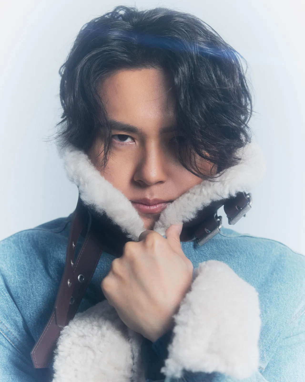 哲谦拍摄《MilkX》封面。《MilkX》Taiwan提供