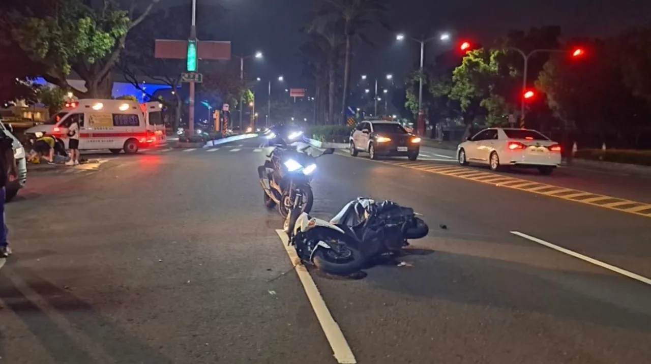 馬男不明原因偏左行駛，遭未注意車前狀況蔡男擦撞，傷重不治。翻攝畫面