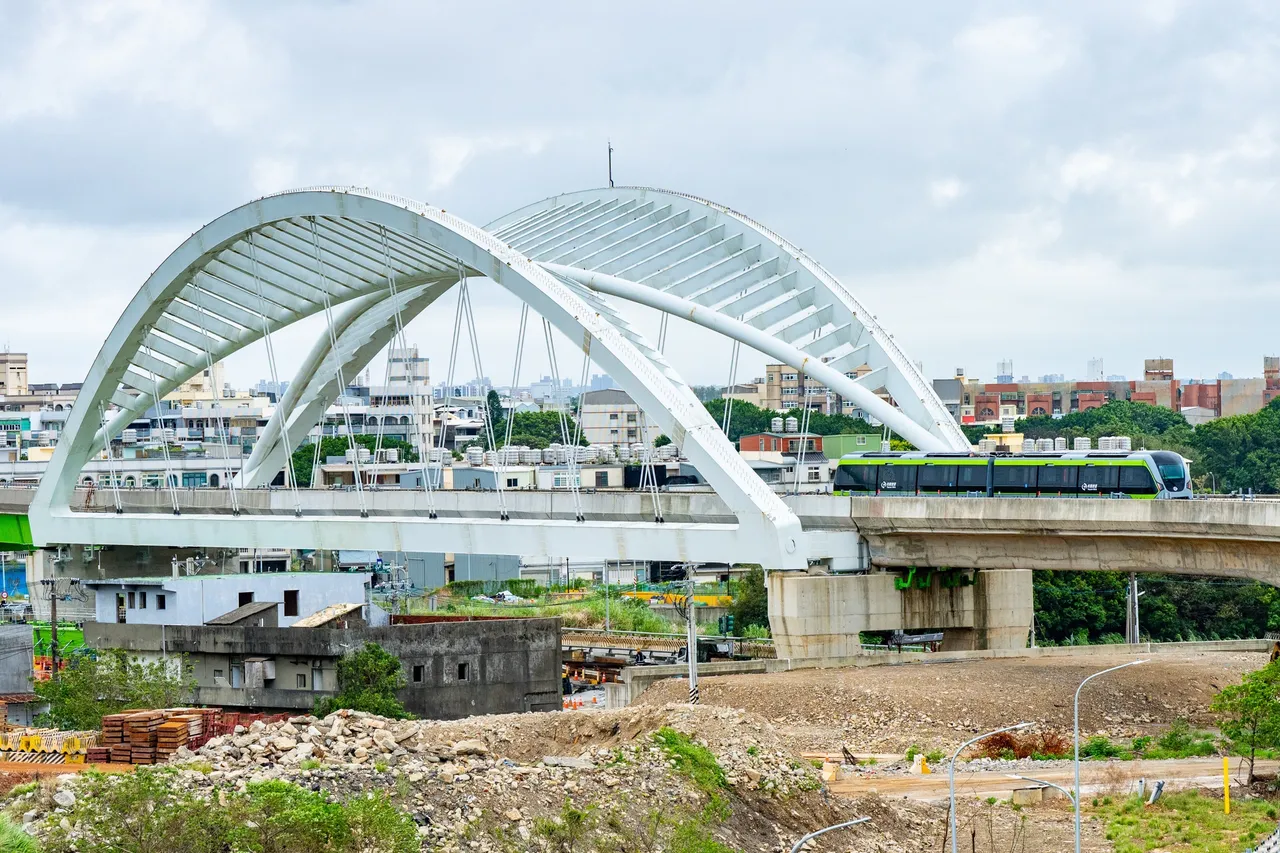 朱珍瑶建议，捷运绿线沿线增设非营利幼儿园，兼顾员工托育与市民需求。翻摄画面