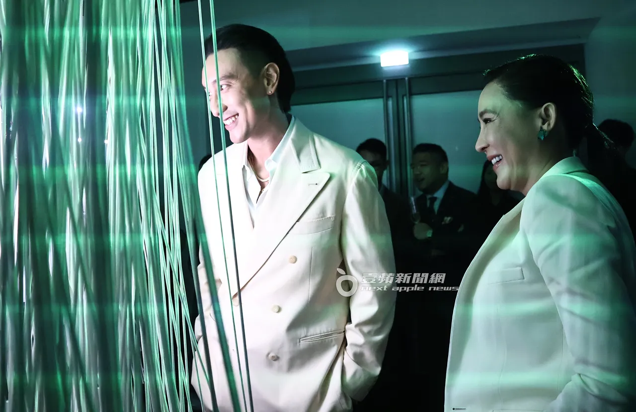 讲到开心处,王阳明(左)和Cindy Chao笑得合不拢嘴。特勤中心摄