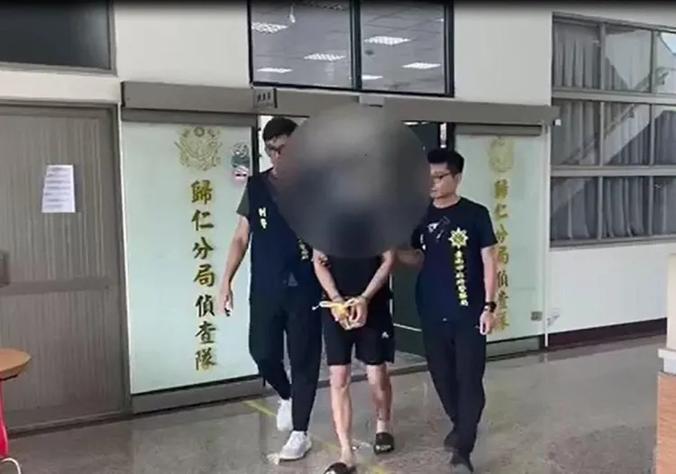 20岁的申姓越籍移工，因为不想扫厕所与同乡争执，最后竟持水果刀刺死其中1人，被依杀人罪起诉。翻摄照片