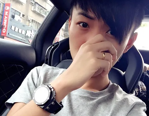 「5天300万」诱女网红激战3富商　大淫媒侵吞33万被诉