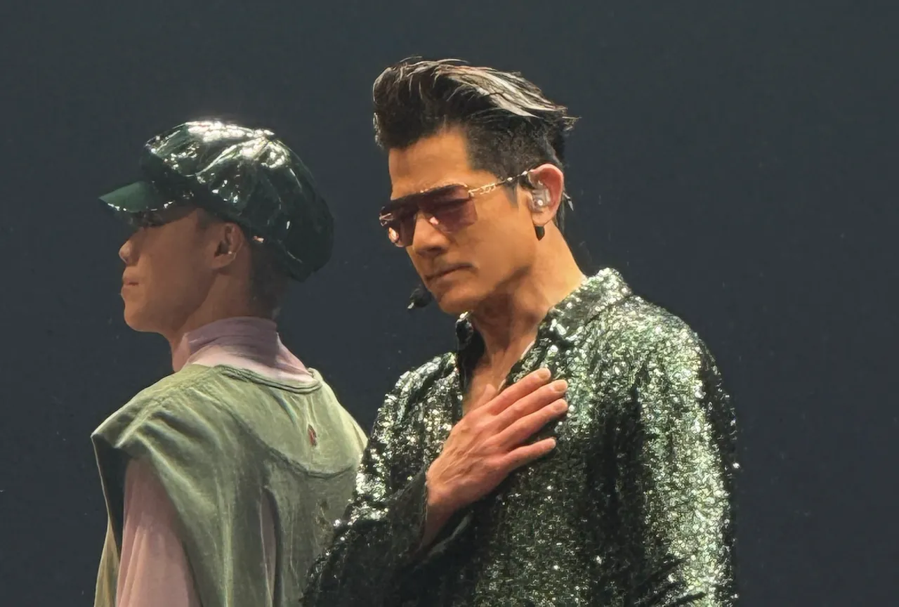 郭富城60岁自嘲「有点熟」　空降高雄回春撩粉：吻我