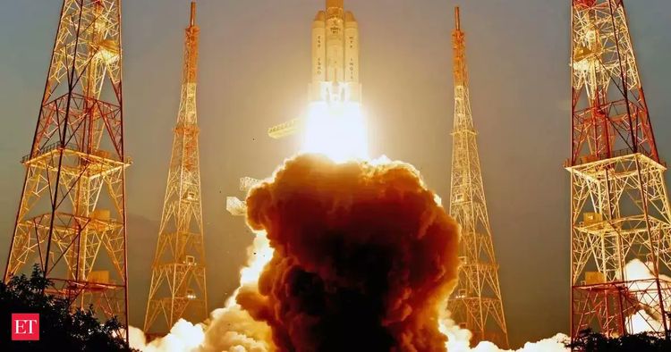 印度成功發射4400公斤自製衛星　放眼首趟載人太空任務