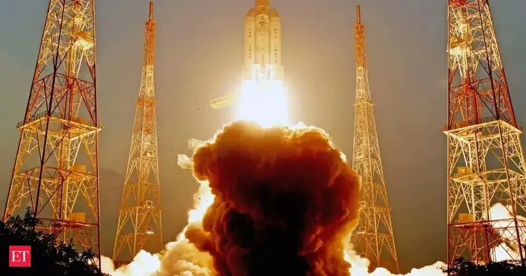 印度成功发射4400公斤卫星，在太空领域有重大突破。翻摄X