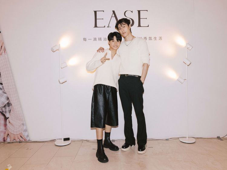 「拓晞味」超甜!王君豪霸氣告白成晞:只能給我聞