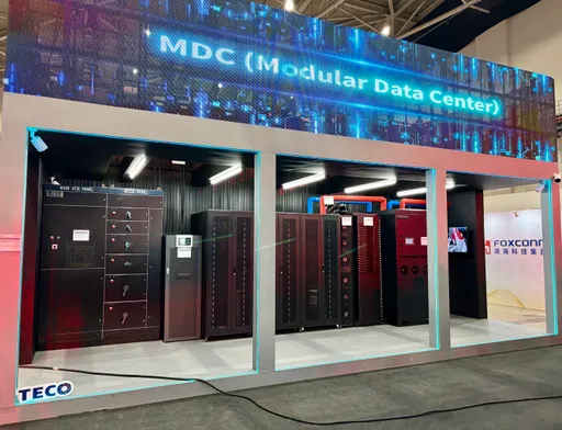 東元首參與鴻海科技日　展示模組化資料中心、電動車動力新產品