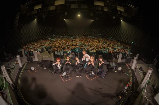 乐团开唱相爱相杀不嘴软　连「发片」都藏不住