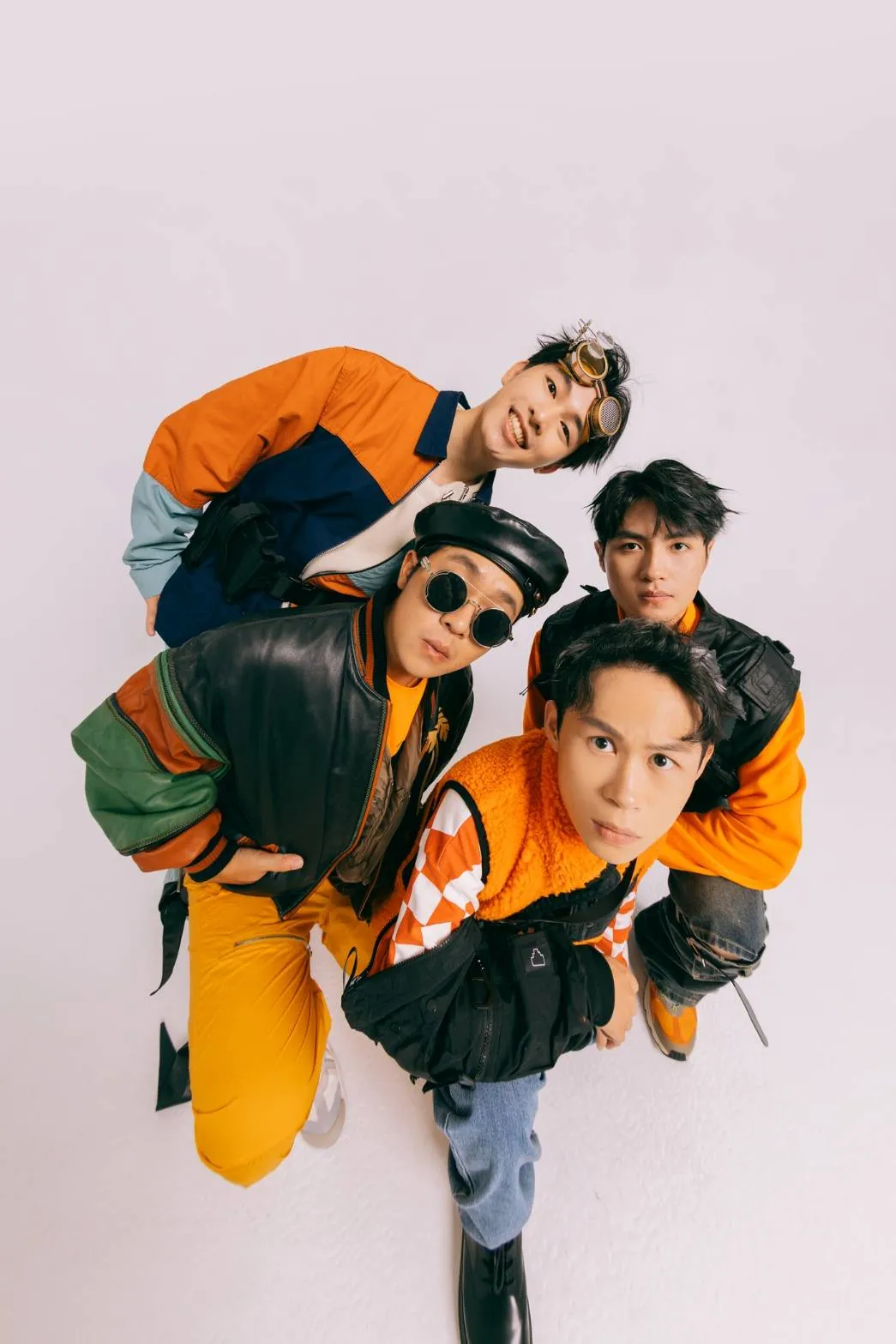 首次登上高雄跨年舞台，芒果酱Mango Jump以青涩纯爱曲风与粉丝共度「2026雄嗨趴」。年代提供