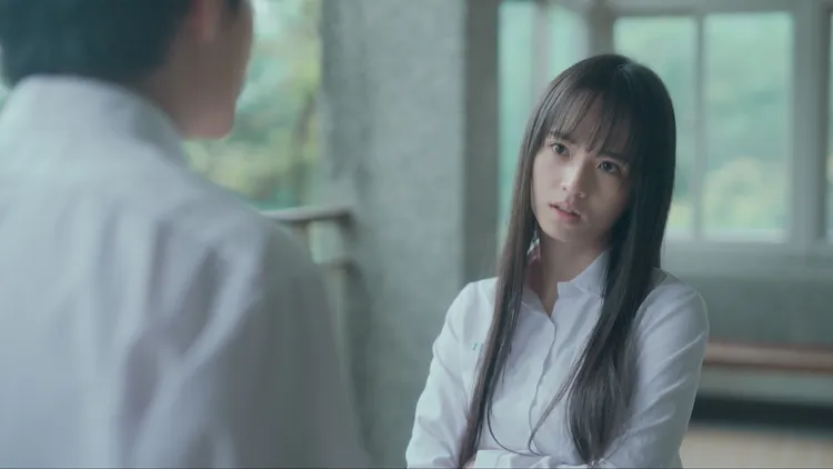 趙妮綺飾演校園風雲人物「田田」。公視提供