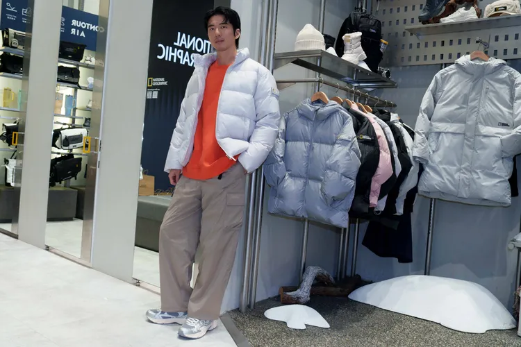 傅孟柏今日擔任國家地理服飾一日店長。品牌提供