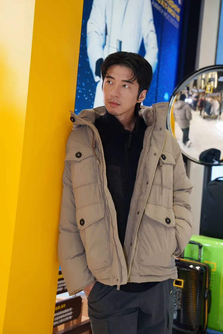 傅孟柏今日擔任國家地理服飾一日店長。品牌提供