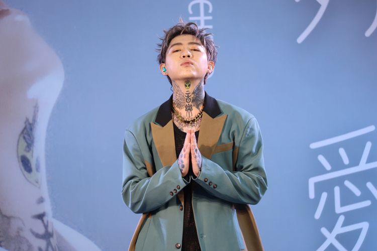 館長陷毀滅式爆料 謝和弦認「脫粉」:他是一個傷人無國界的人