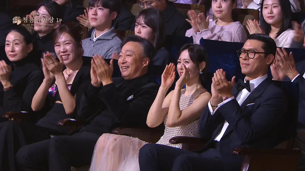 孙艺真、玄彬鼓掌，为崔昭律欢呼。翻摄chzzk