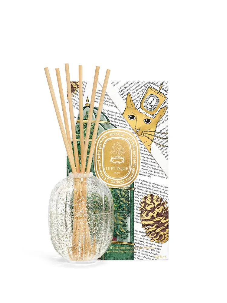 2025聖誕限量玻璃工藝室內擴香擺件，1萬3200元。品牌提供