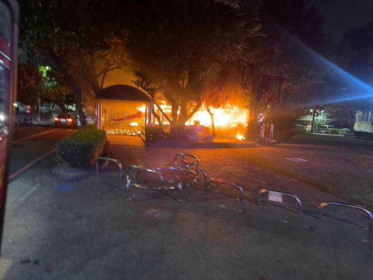 台中土地公廟大火付之一炬　疑2名小屁孩玩火釀災