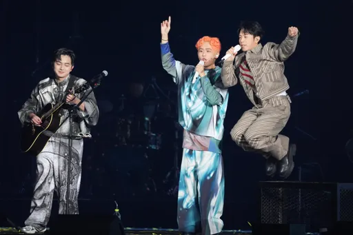 理想混蛋唱到一半韋禮安亂入　「理想鳥蛋」限定出道萬人嚇瘋！