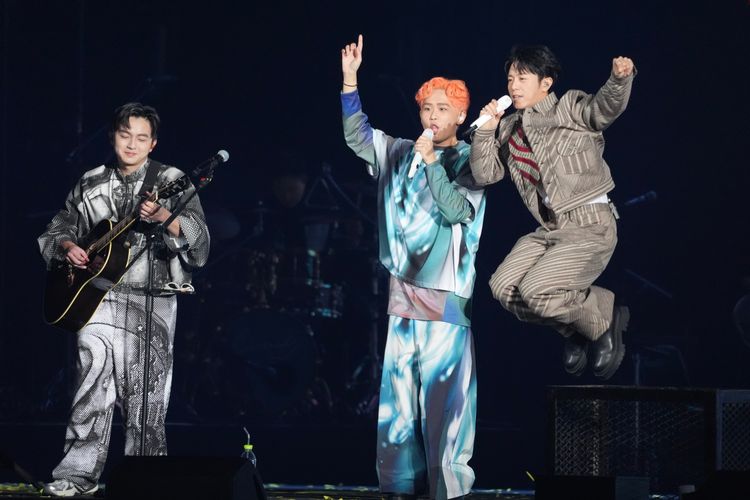 理想混蛋唱到一半韋禮安亂入　「理想鳥蛋」限定出道萬人嚇瘋！