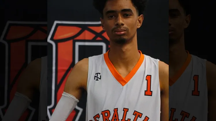 利維曾經是校隊籃球員。翻攝自《ge》