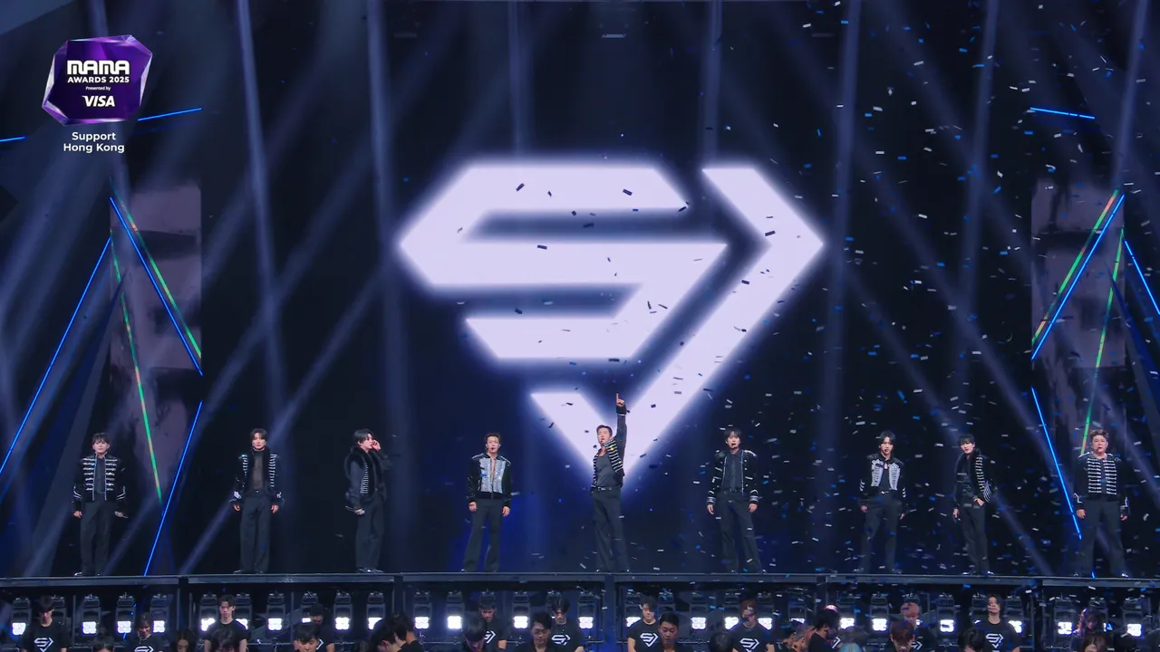 SJ一连表演4首歌。翻摄Mnet