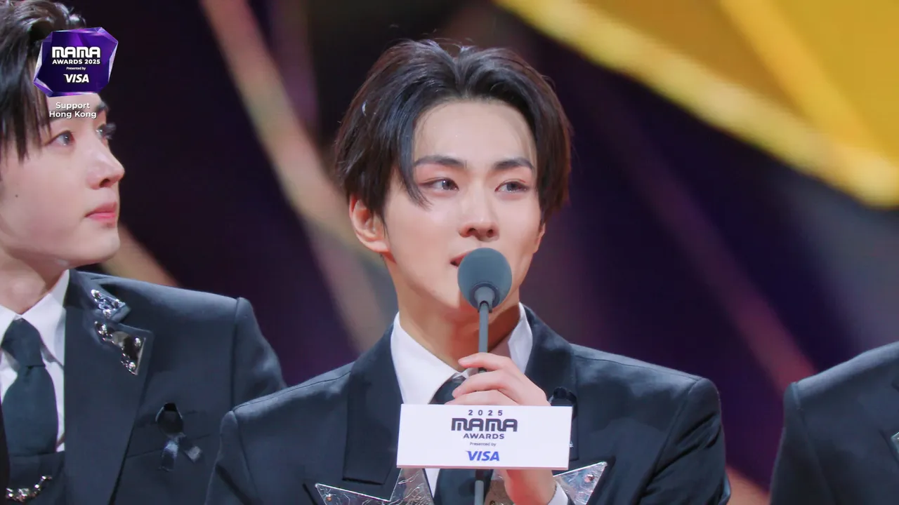 ENHYPEN队长祯元激动落泪。翻摄Mnet