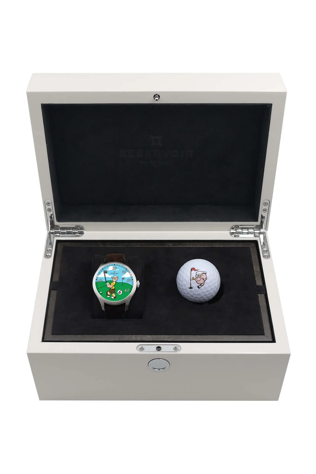 内附专属的Popeye高尔夫球，让收藏体验更完整。品牌提供