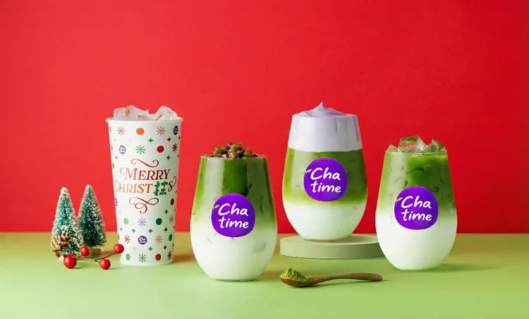 日出茶太宣布靜岡抹茶系列飲品全面升級極濃回歸，並推出兩大全新配料「雙色抹茶紅豆Q湯圓」與「紫薯雲頂奶蓋」。日出茶太提供