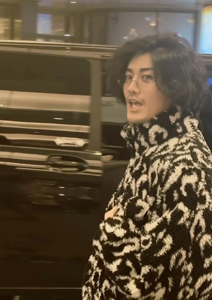 赤西仁昨晚在上海趴趴走。翻攝Rosary_南風微博