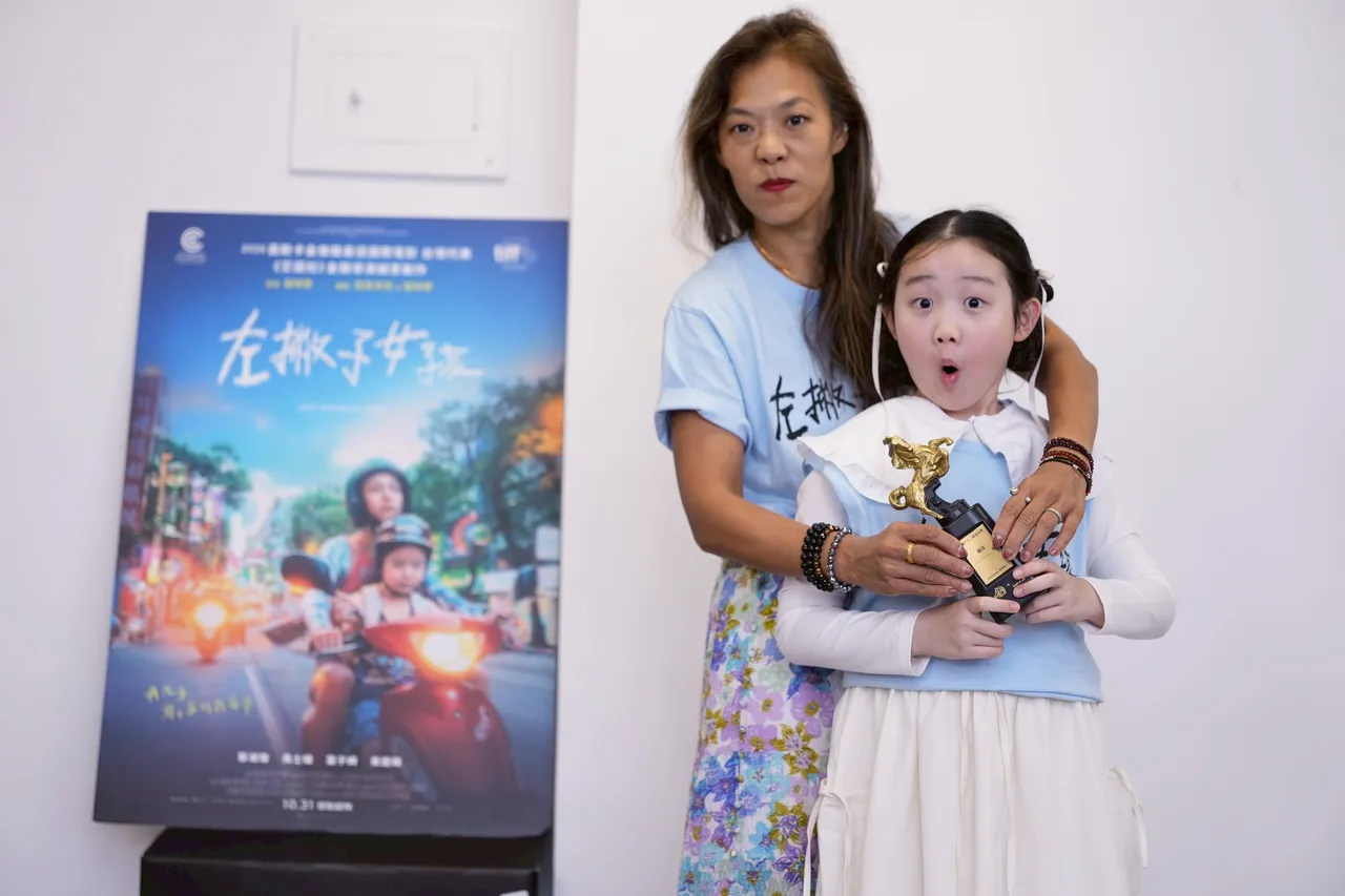 导演邹时擎和叶子绮双双入围金马奖。彭欣伟摄