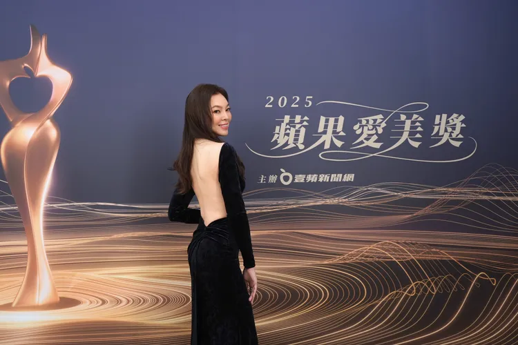 曾馨莹担任「苹果爱美奖」颁奖嘉宾。彭欣伟摄
