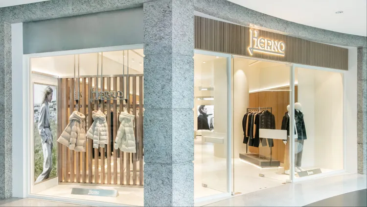 HERNO全台唯一旗舰店进驻BELLAVITA宝丽广塲。品牌提供
